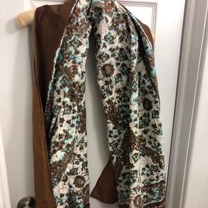 American Eagle scarf